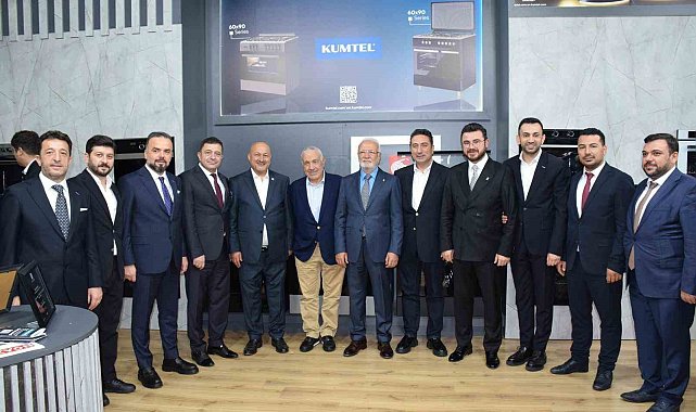 Okandan, İstanbul'da Uluslararası Fuar'da Kayserili girişimcilerin yanında oldu