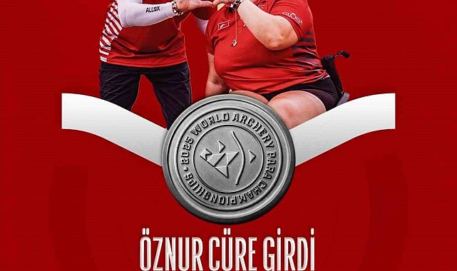 Okçulukta Makaralı Yay Karışık Takımı'ndan gümüş madalya