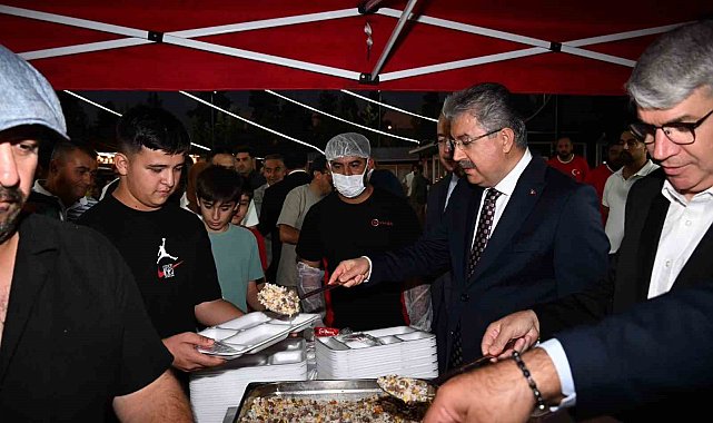 Osmaniye'de Ahilik ruhu konteyner çarşıda canlandı