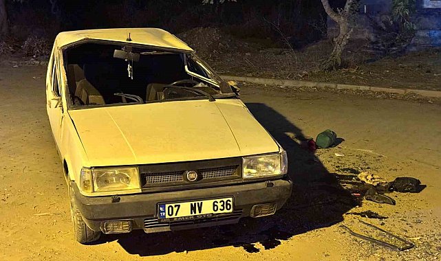 Park halindeki araca çarpan TOFAŞ'ın sürücüsü firar etti