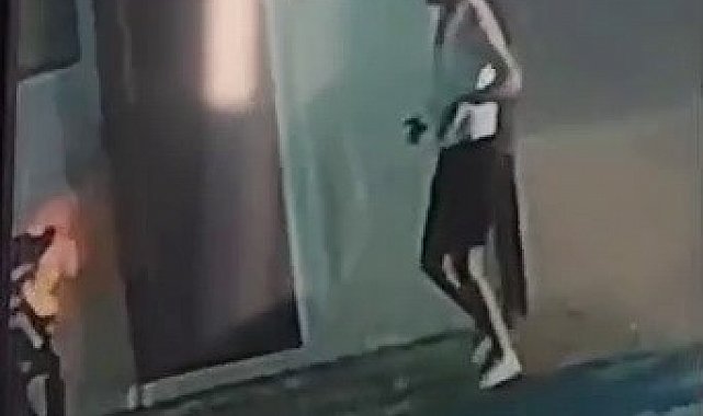 Park halindeki motosiklet alev aldı