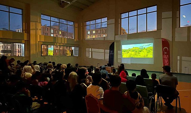 Patnos'ta sinema etkinliğine yoğun ilgi