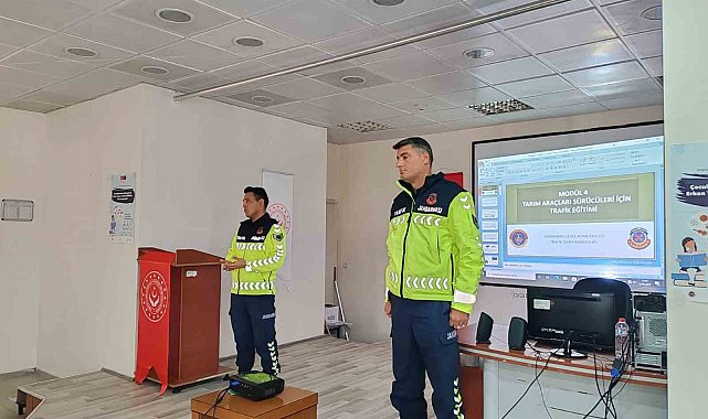 Patnos'ta tarım araçları sürücülerine bilgilendirme semineri