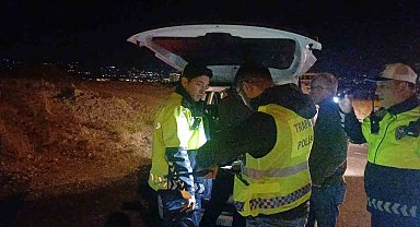 Polisin şüphe üzerine durdurduğu cipten ruhsatsız tüfek çıktı
