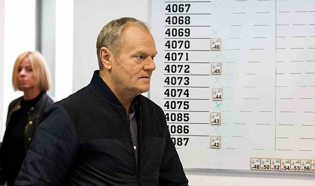 Polonya Başbakanı Tusk'un şahsi aracı çalındı