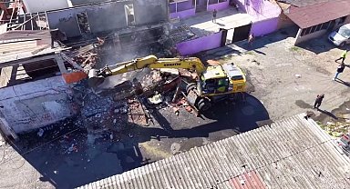 "Kore" Mahallesi'nde büyük temizlik: Zulalar tek tek yıktırıldı