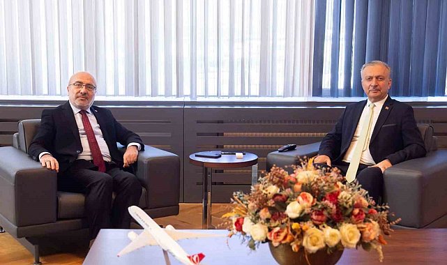 Rektör Kurtuluş Karamustafa'dan Erzincan Binali Yıldırım Üniversitesi'ne ziyaret