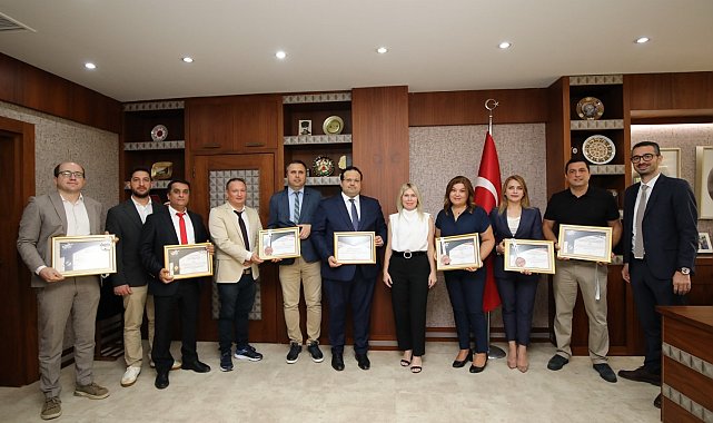 Rektör Özkan, buluşlarıyla ödül alan öğretim üyelerini tebrik etti