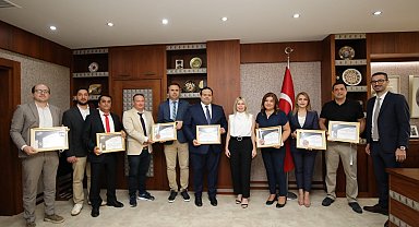 Rektör Özkan, buluşlarıyla ödül alan öğretim üyelerini tebrik etti