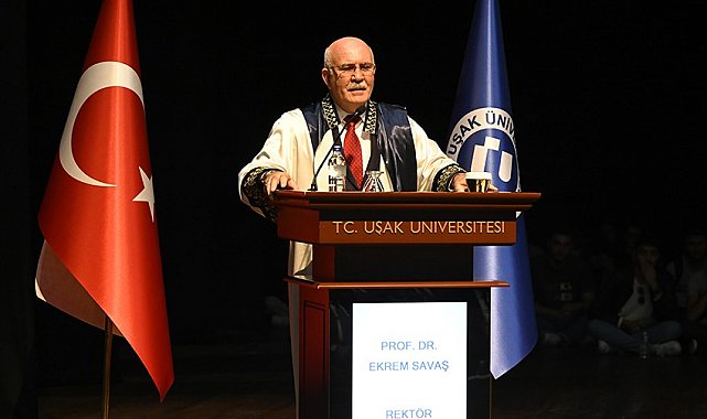 Rektör Savaş 'Dünyanın En Etkili Bilim İnsanları' listesinde zirveye yerleşti