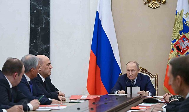 Rusya'dan ABD'ye nükleer silahların sayısını sınırlayan Yeni START anlaşmasını 1 yıl uzatma teklifi