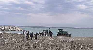 Sahilde güneşlenen kadını ezerek ölümüne sebep olan iş makinesi operatörü tahliye edildi