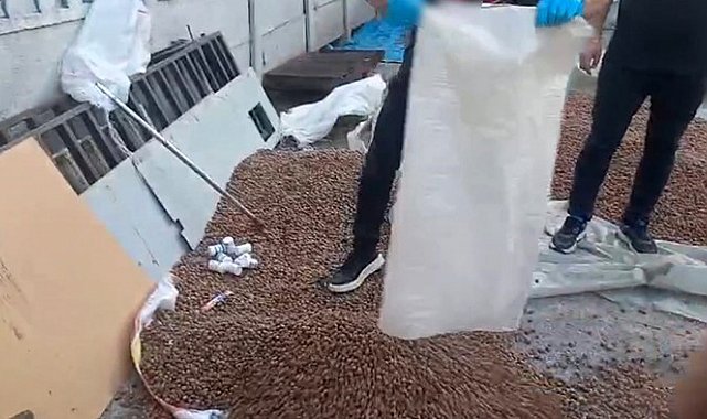 Sakarya'da uyuşturucu zulası fındık çuvalından çıktı
