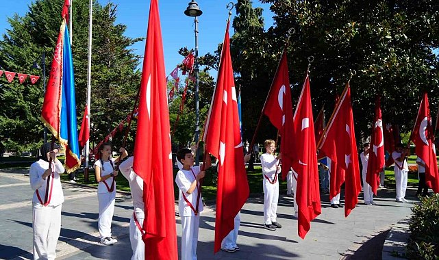 Samsun'da İlköğretim Haftası törenle kutlandı