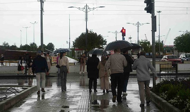 Samsun'da sağanak yağış etkili oldu
