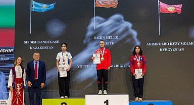 Sancaktepe'nin gururu Melek Şahin dünya şampiyonu oldu