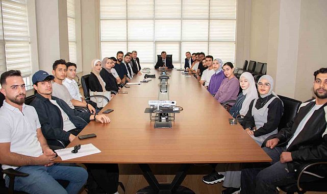 Selçuk Üniversitesi yönetimi Filistinli öğrencilerle buluştu