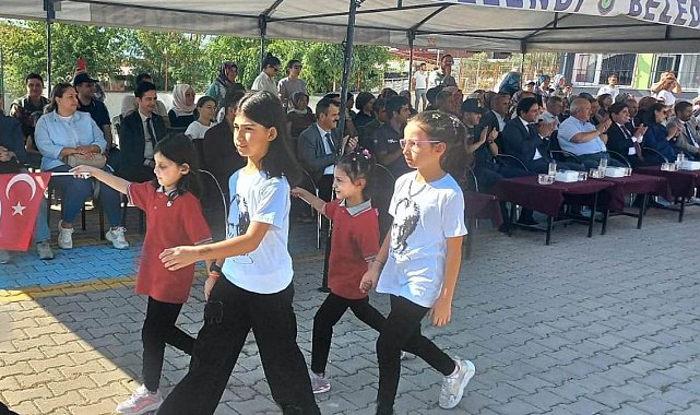 Selendi'de İlkögretim Haftası kutlandı