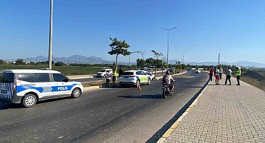 Serik'te iki otomobil çarpıştı: 1 yaralı