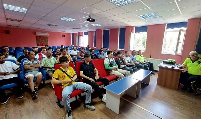 Silifke'de motokuryelere trafik eğitimi