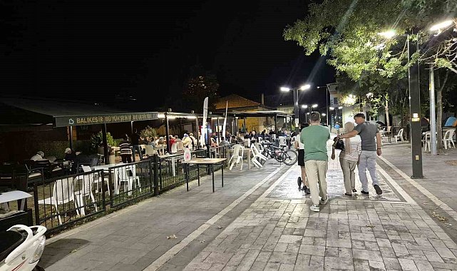 Sındırgı'da depremler sürüyor