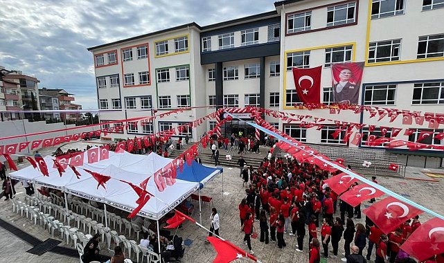 Sinop'ta yeni eğitim-öğretim yılı törenle başladı, TOBB Gelincik Ortaokulu açıldı