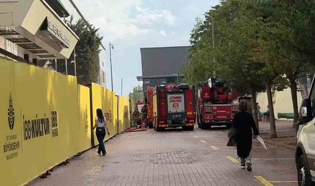 Şişli'de bulunan Cemal Reşit Rey Konser Salonu'nda yangın paniği