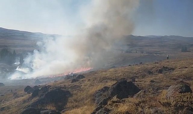 Sivas'ta örtü yangını