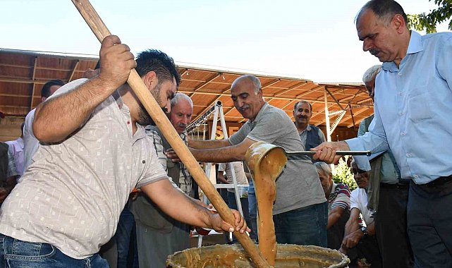 Siverek'te 6. geleneksel şire-kerge şenliği düzenlendi