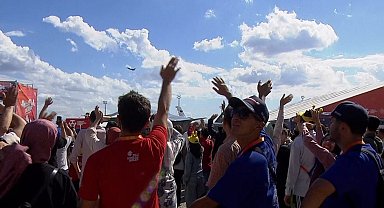 SOLOTÜRK, TEKNOFEST'te gösteri uçuşu yaptı