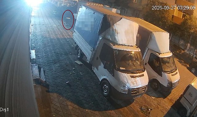 Sultangazi'de kardeşine para vermeyen abinin arabası kül oldu