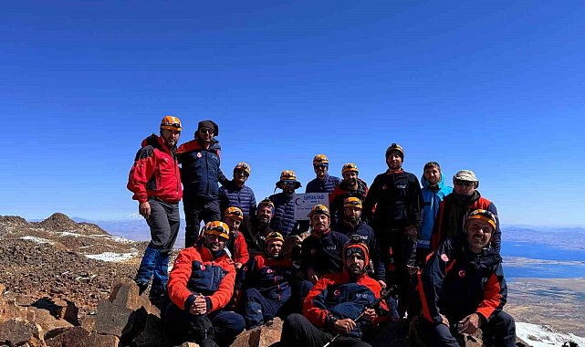 Süphan Dağı'nda 'Yüksek İrtifada Müdahale ve Kaynaşma' faaliyeti