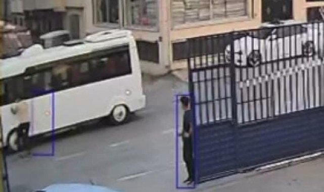 Sürücüsüz ilerleyen aracı böyle durdurdu