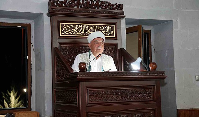 Talas'ta Kandil Gecesi dualarla ihya edildi