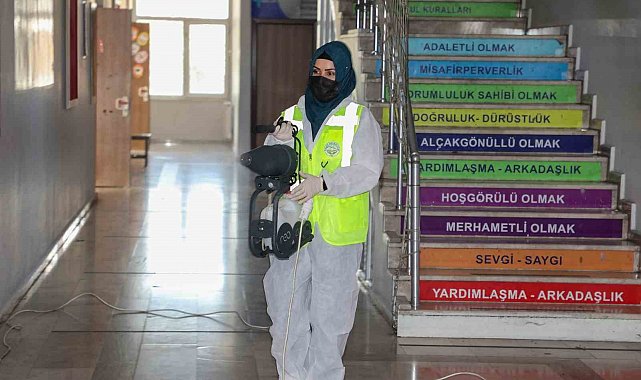 Talas'ta okullar hijyenik ortamda eğitime başladı