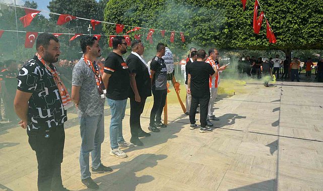 Taraftarlar, Adanaspor'a talip oldu