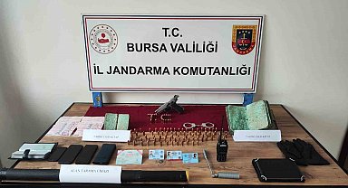 Tarihi incil ve tevratı 5 milyon dolara satmak istedi