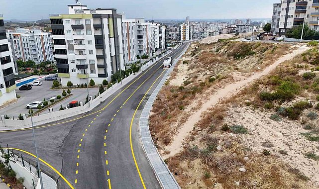Tarsus'ta yol çalışmalarıyla ulaşım güvenliği artıyor