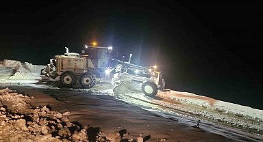 Trabzon'da kar mesaisi erken başladı