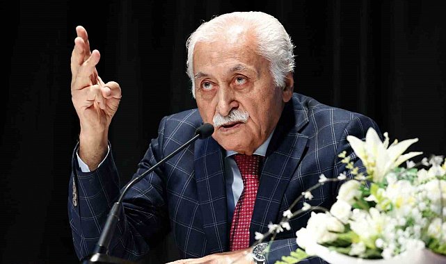 Türk edebiyatının usta ismi Yavuz Bülent Bakiler vefat etti