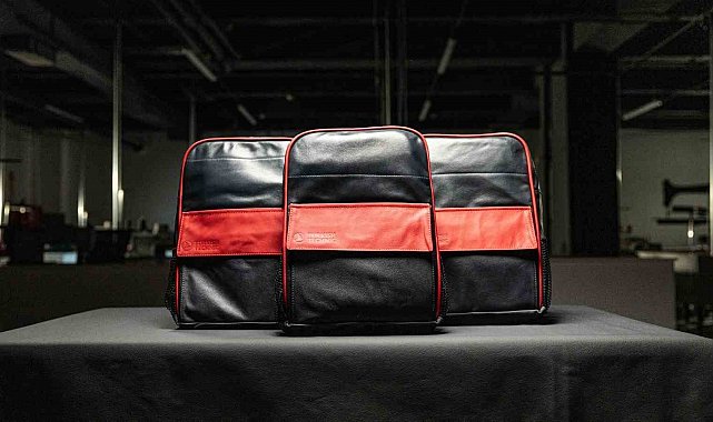 Türk Hava Yolları uçak koltuklarını okul çantalarına dönüştürdü