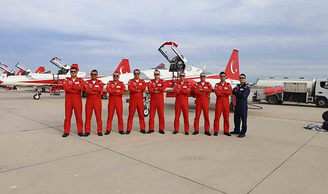 Türk Yıldızları'ndan Hürjet vurgusu