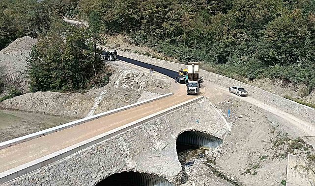 Türkeli'de Oymayaka-Sarmaşık grup yolunda asfaltlama tamamlandı