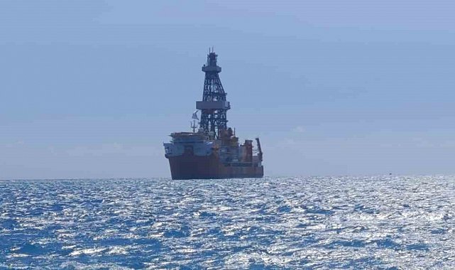 Türkiye'nin 228 metrelik denizdeki yeni gücü: 'West Draco' Mersin'e ulaştı