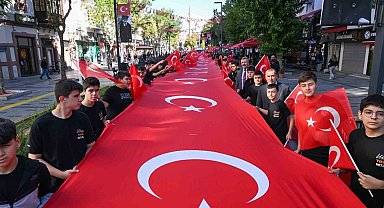 Uşak'ta Gaziler Günü 'Kahramanlarla Kardeşlik Yürüyüşü' ile kutlandı