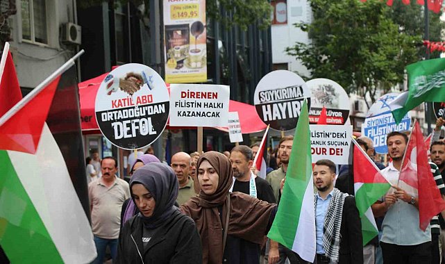 Uşak'ta Sumud Filosu ve Gazze'ye destek yürüyüşü