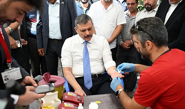 Vali Çiftçi, 44. kez kan bağışında bulundu