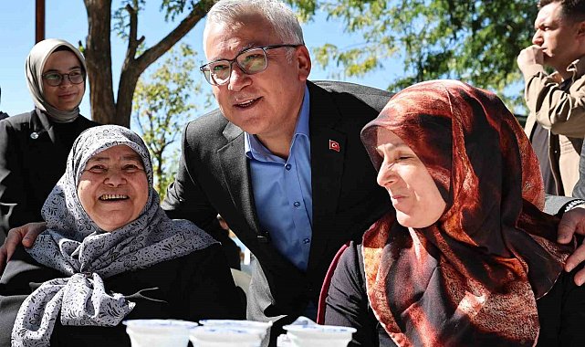Vali Şimşek, doğal güzelliğiyle öne çıkan Hafik Gölü'nde şehit aileleriyle buluştu