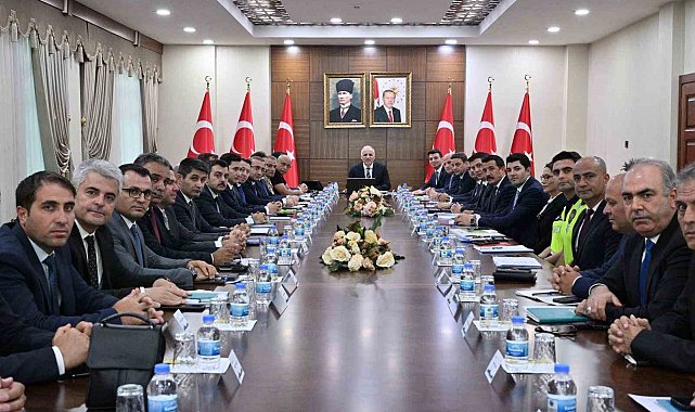 Vali Zorluoğlu: ''Eğitim, en öncelikli meselemiz''