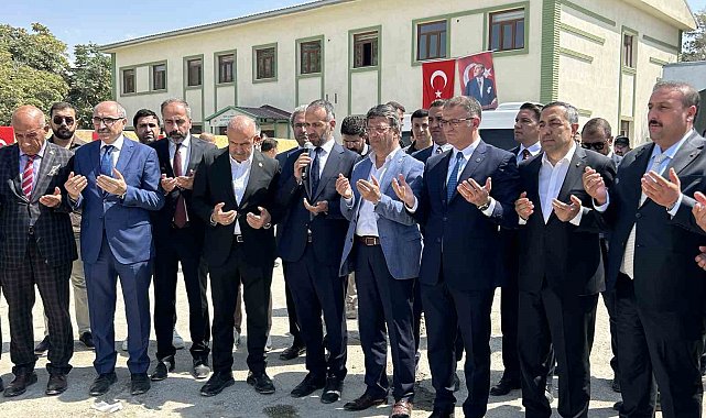 Van Valiliği binasının temeli atıldı